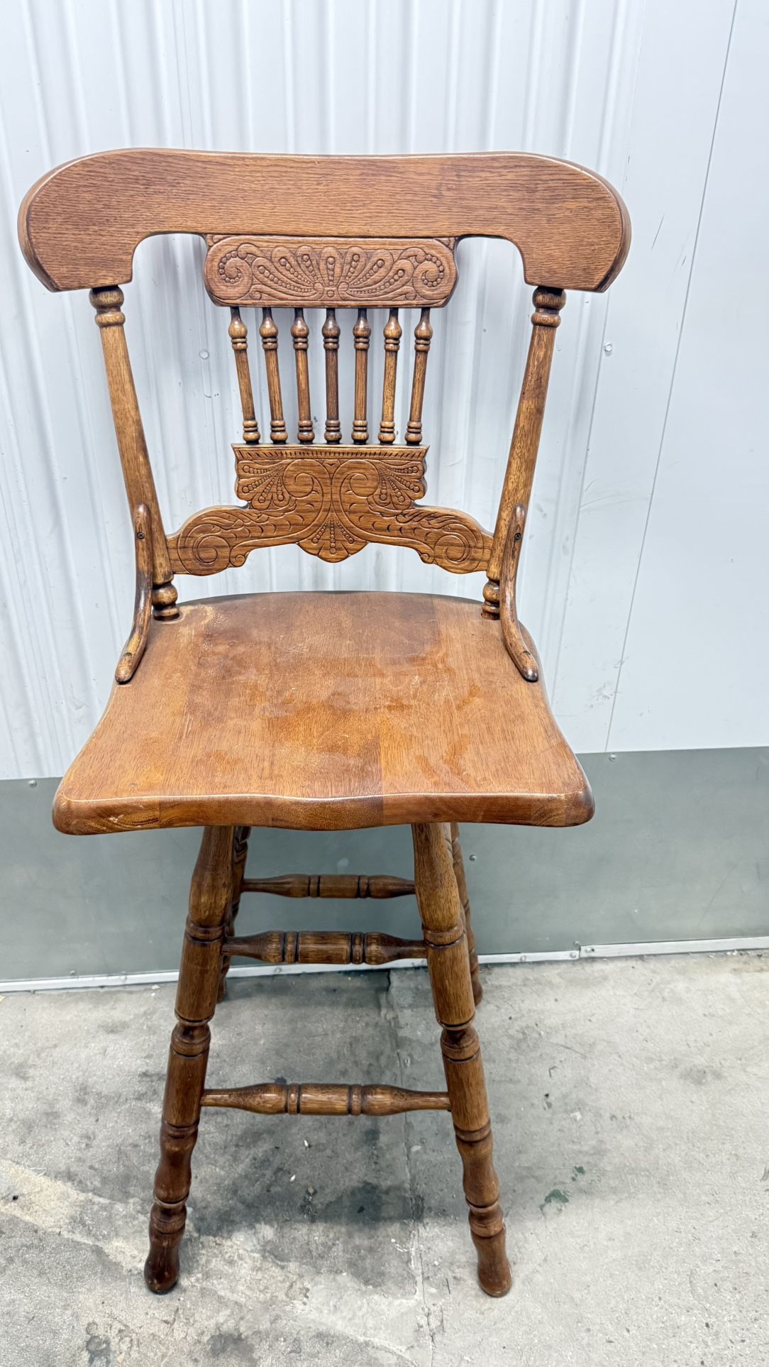 Oak Wood Bar Stool