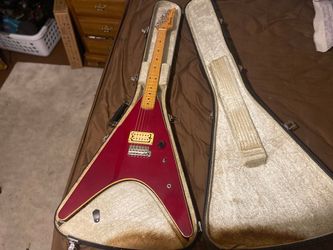 Ibanez RR150 MIJ V guitar w/ case