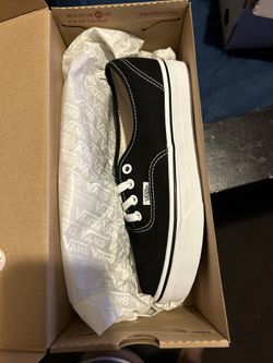 5.5 Men 7 Women Vans