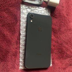 iPhone XR. 64gb. T-Mobile Or Metro PCs 