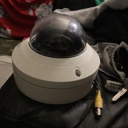 Network Camera ( XNV-6080)