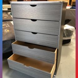 5 Drawer Dresser