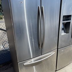 Samsung French door refrigerator