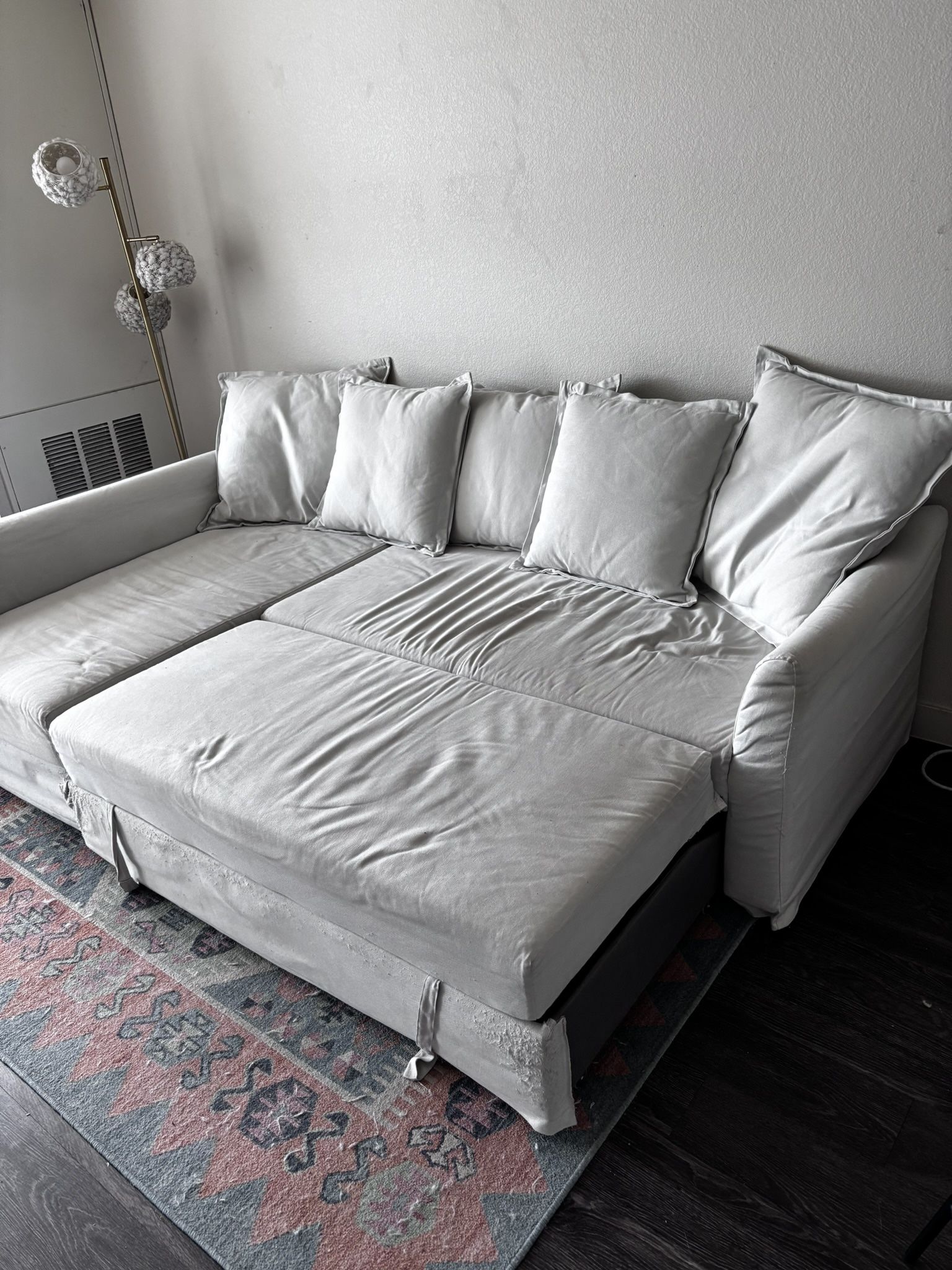 Couch With Chaise