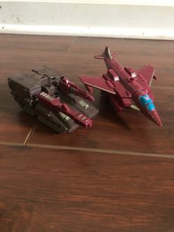 Transformers WFC Siege Skytread