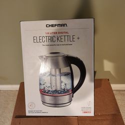 Chefman 1.8L 1500W Glass Electric Kettle with Tea Infuser, Keep Warm, Auto Shut Off, BPA Free