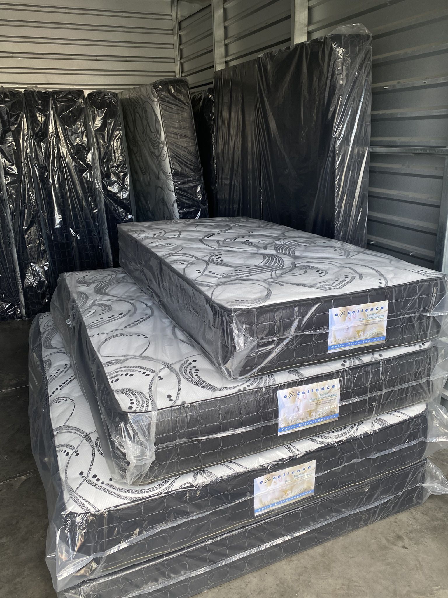 BRAND NEW QUEEN, KING, FULL, TWIN MATTRESSES WITH BOX SPRING 