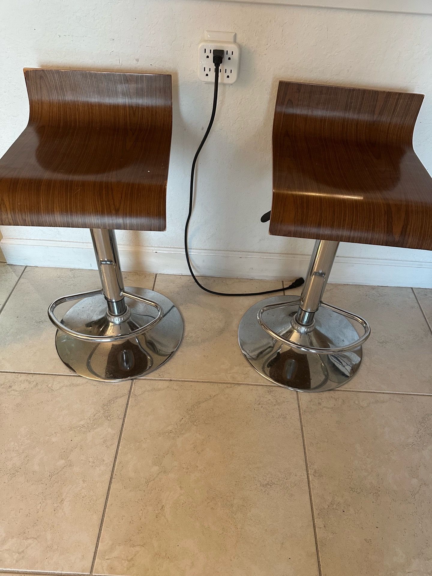 Bar stools - Two chair