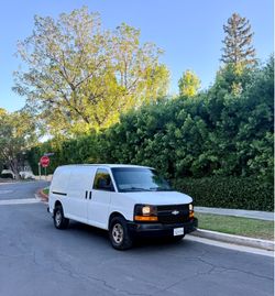 2005 CHEVY EXPRESS VAN