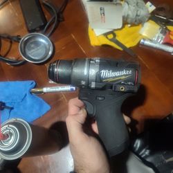 Milwaukee M12 Hammer Drill