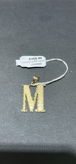 10k Letter M Pendant