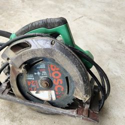 Hitachi Worm Drive Circle Saw 