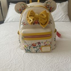 minnie mouse loungefy backpack 