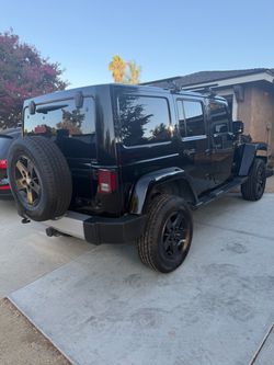 2014 Jeep Wrangler Sahara 4x4  unlimited 4 Door