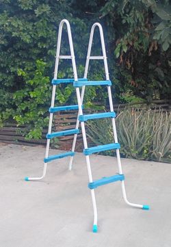 Swimming Pool Ladder 5' Tall