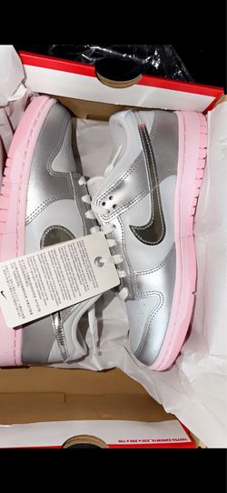 Nike sb dunk pink