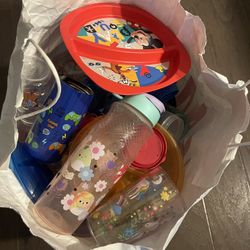Free! A Bag Full Of Children’s Water Bottles, Cups And Plates. 