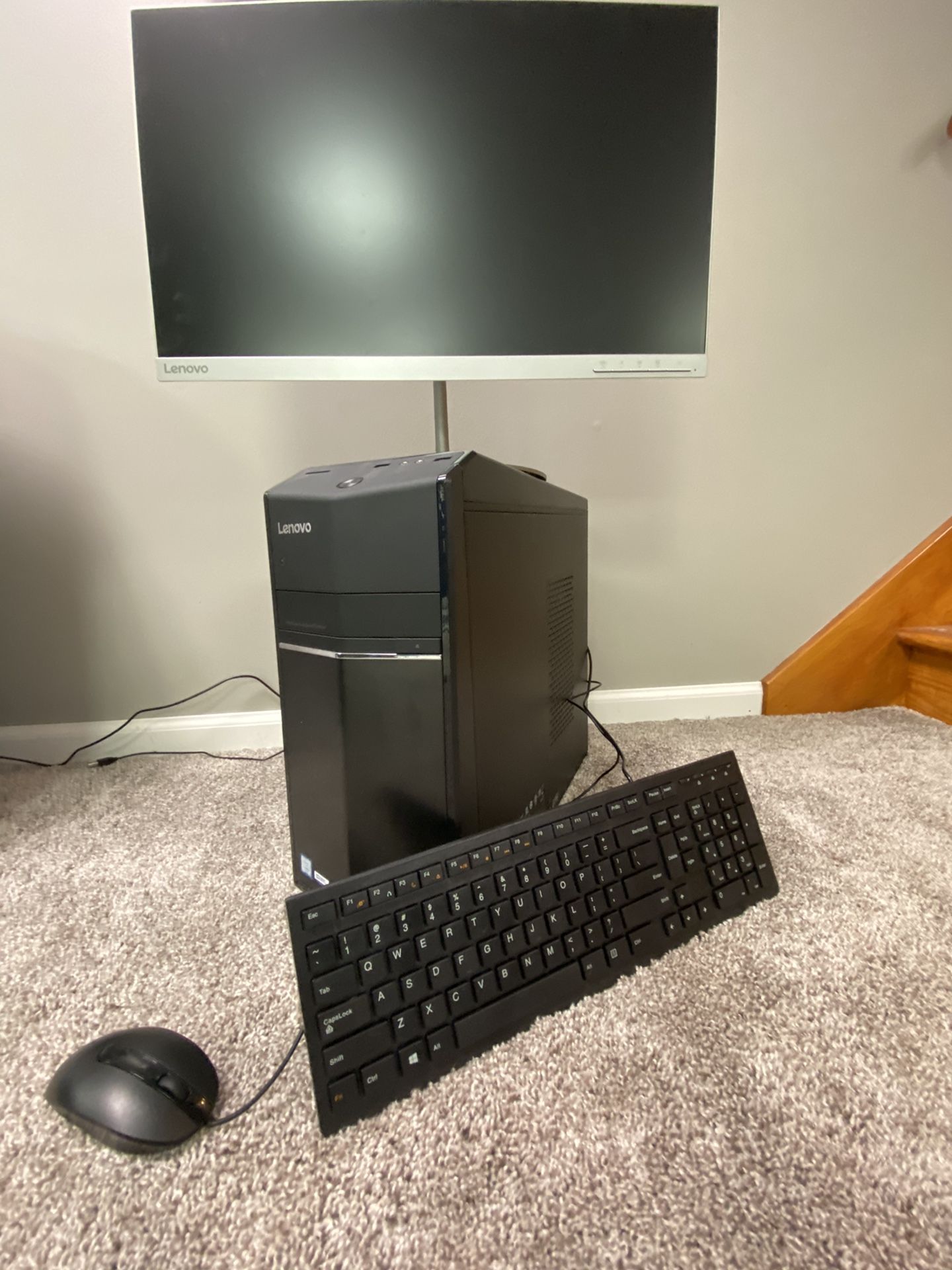 Windows 10 computer monitor and mouse