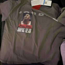 Air Jordan Tee Size Medium