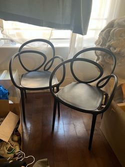 Moma Design Loop Chair in Black, Pair