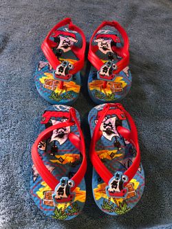 Size 5/6 boys sandles
