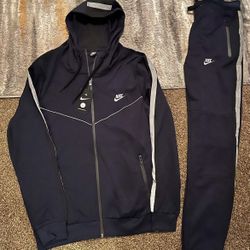 Blue Men Nike Sweatsuits Size Large 