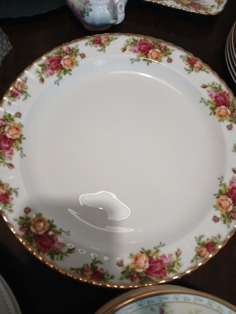 Prince Albert Country Roses LG Platter!