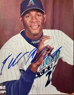 Wilton Guerrero Autographed 8x10 Arizona Diamondbacks Photo