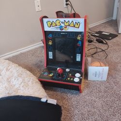 Pac Man Arcade 1UP