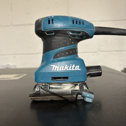 Makita Sheet Sander 