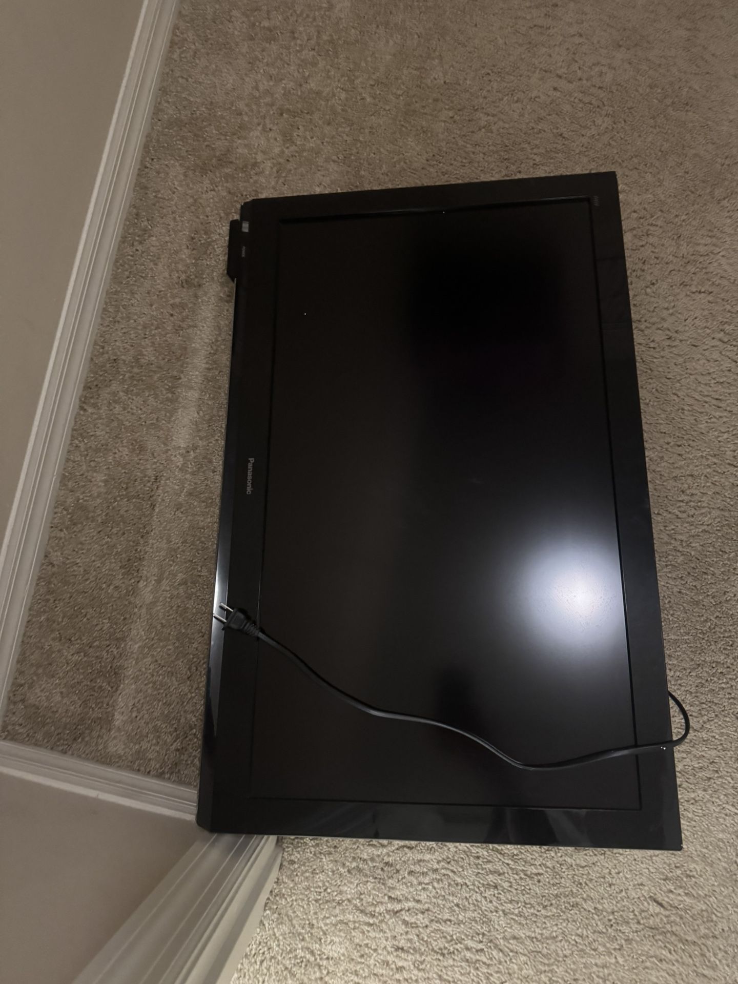 32 Inch Tv With Wall Mount