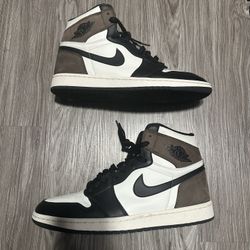 Jordan 1 Dark Mocha