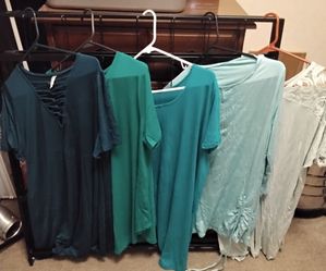 Like new women's 2xl Tunic tops