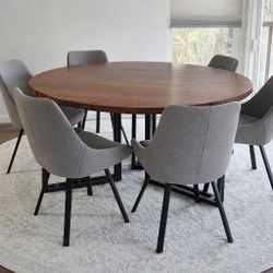 Dania Round Dining Table
