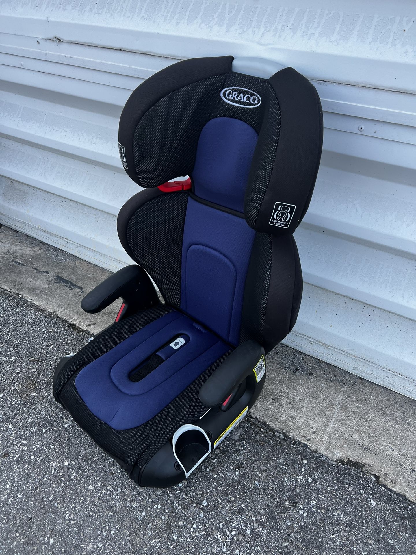 Graco High Back Adjustable Kid’s Car Booster Seat! Good condition!