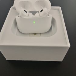 Apple AirPods Pro (2nd Generation)