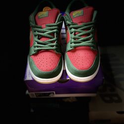 Nike SB Low Supersonic (Size 10.5)