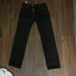 Levi 501 Black W32 L34