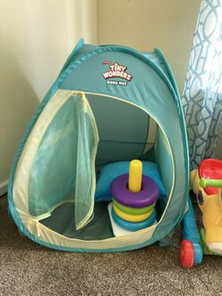 Baby or toddler tent