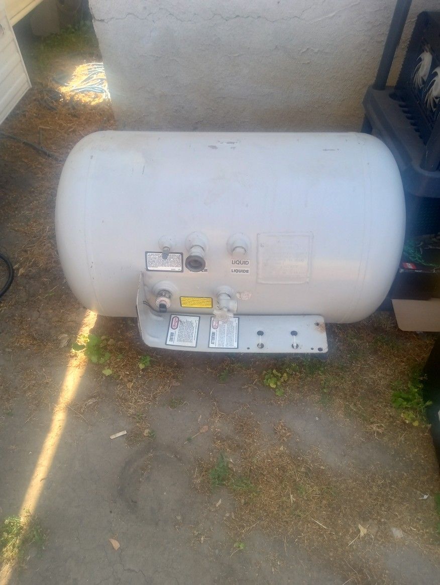 42.7 Gal Propane Tank