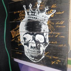 Wooden Skull With Crown Decor 