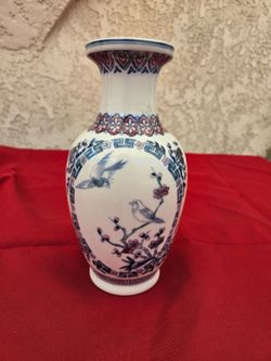 Vintage Ceramic Bird and Bloosom Vase