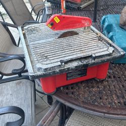 Husky Tile Saw