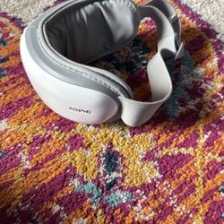Eye Massager