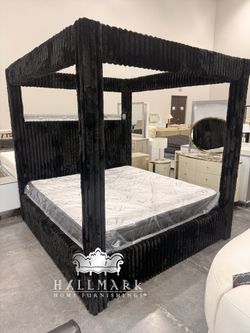 King Canopy Beds (USB & Speakers)
