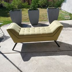 Chaise Chair