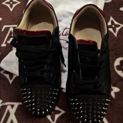 Men’s Christian Louboutin Size 40