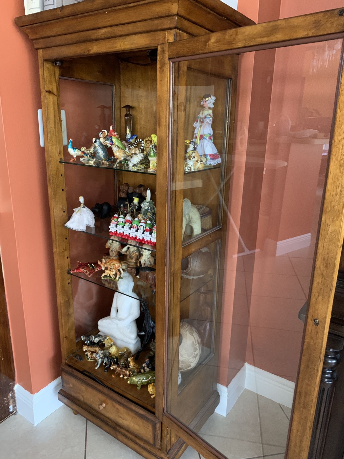 Solid Wood Curio withLight 