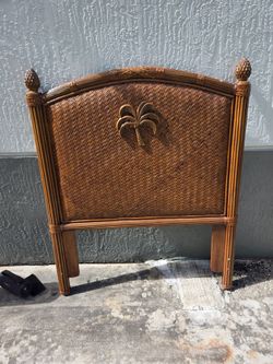 TWIN HEADBOARD