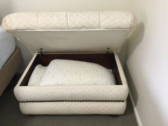 Storage Ottoman Seat